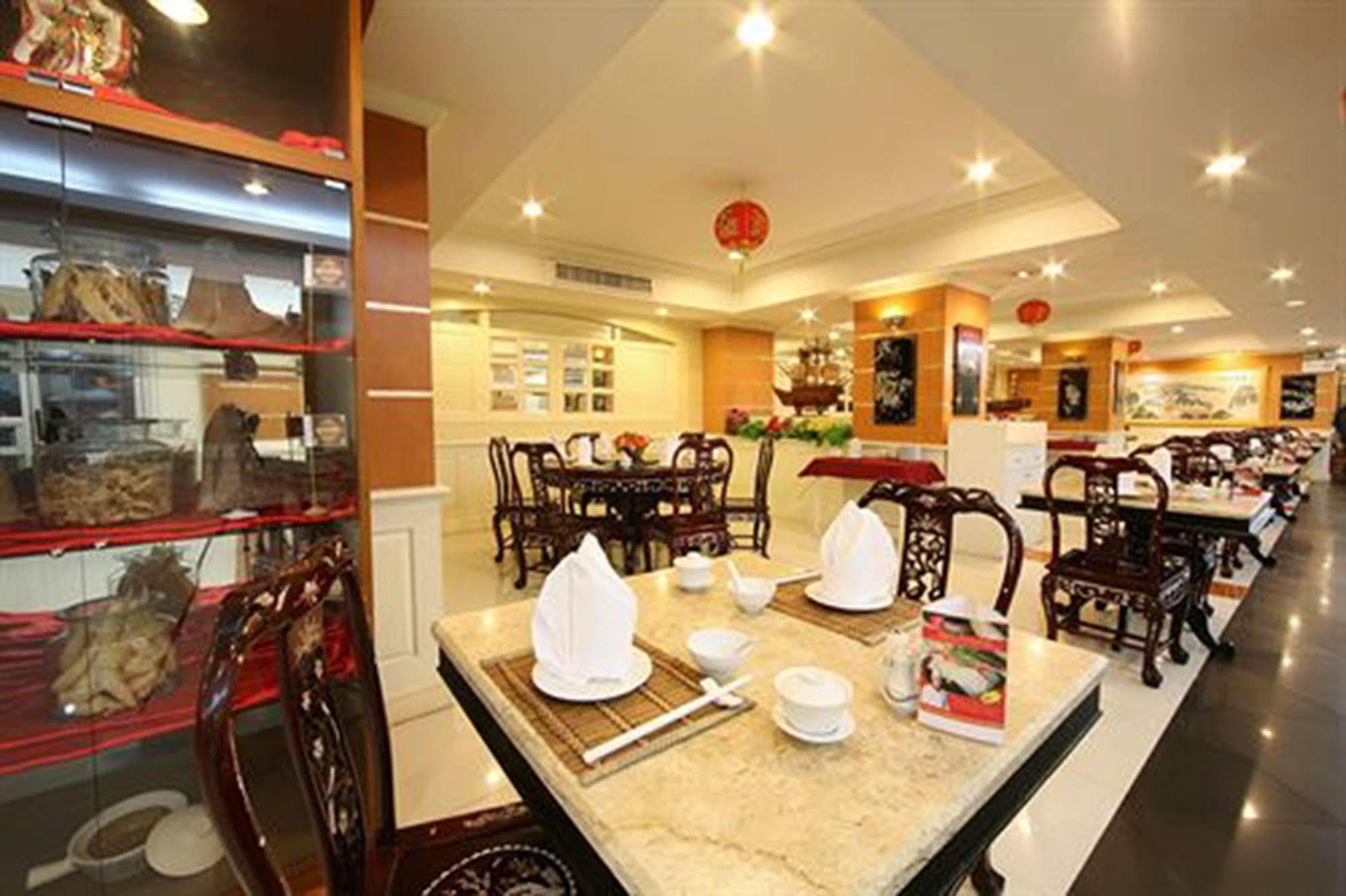 Grand Diamond City Hotel & Casino Poipet Buitenkant foto